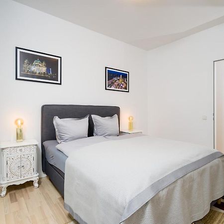 Stylish 1Br In Downtown Berlin Mitte Spittelmarkt Dış mekan fotoğraf