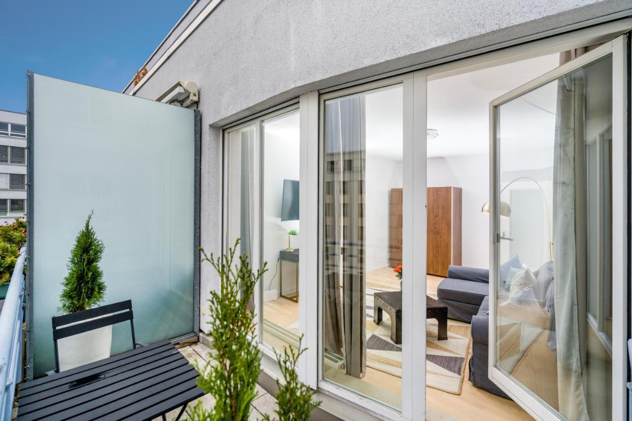 Stylish 1Br In Downtown Berlin Mitte Spittelmarkt Dış mekan fotoğraf